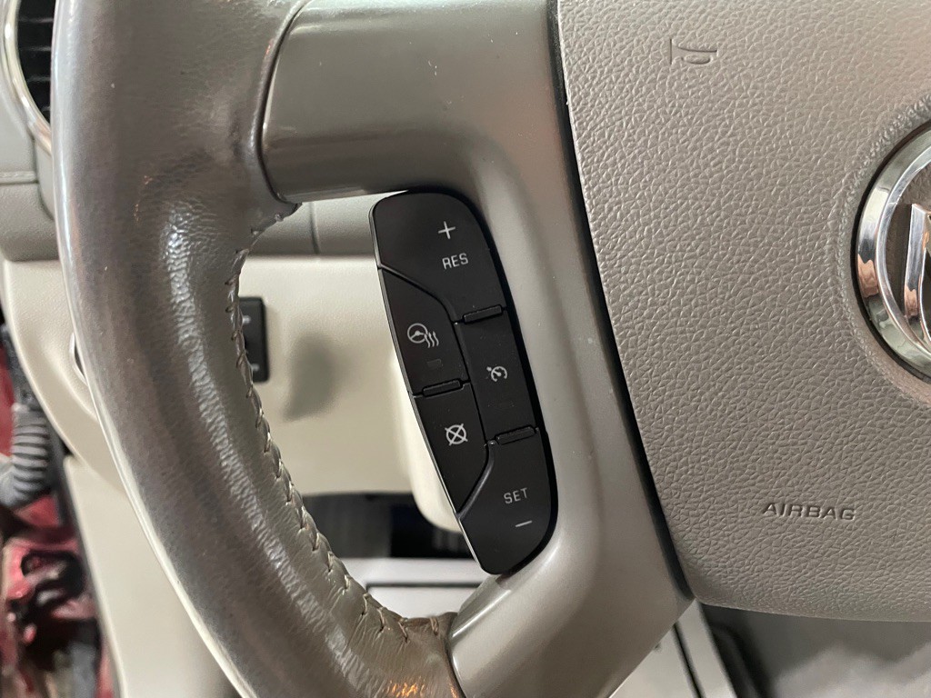 2015 Buick Enclave Image 34