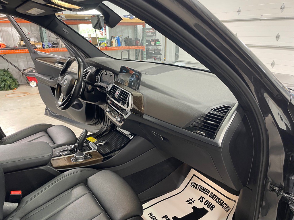 2018 BMW X3 Image 22