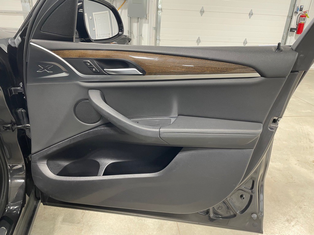 2018 BMW X3 Image 26