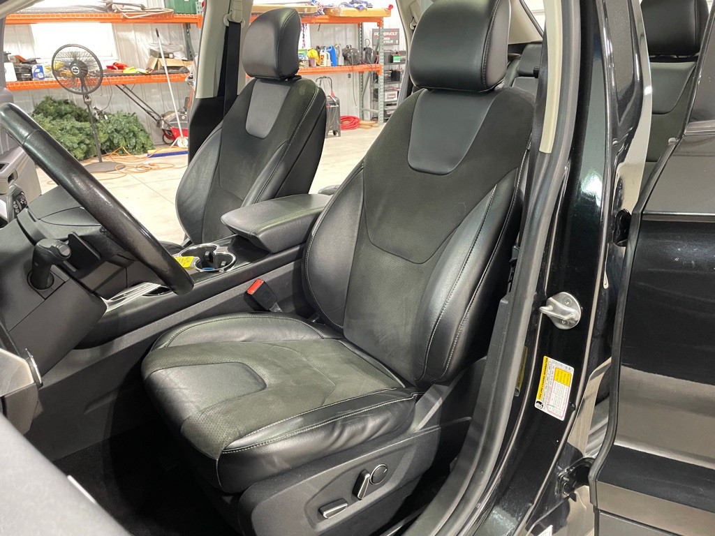 2015 Ford Edge Image 10