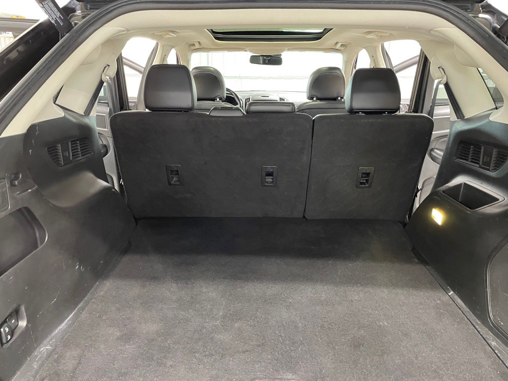 2015 Ford Edge Image 15