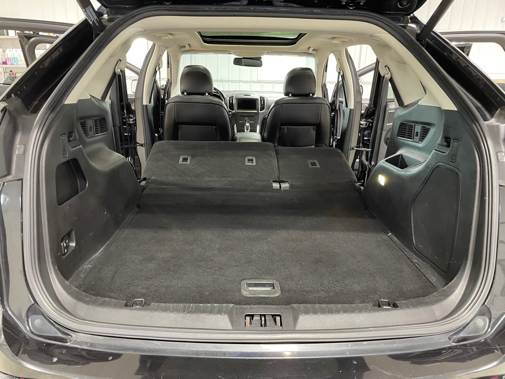 2015 Ford Edge Image 17