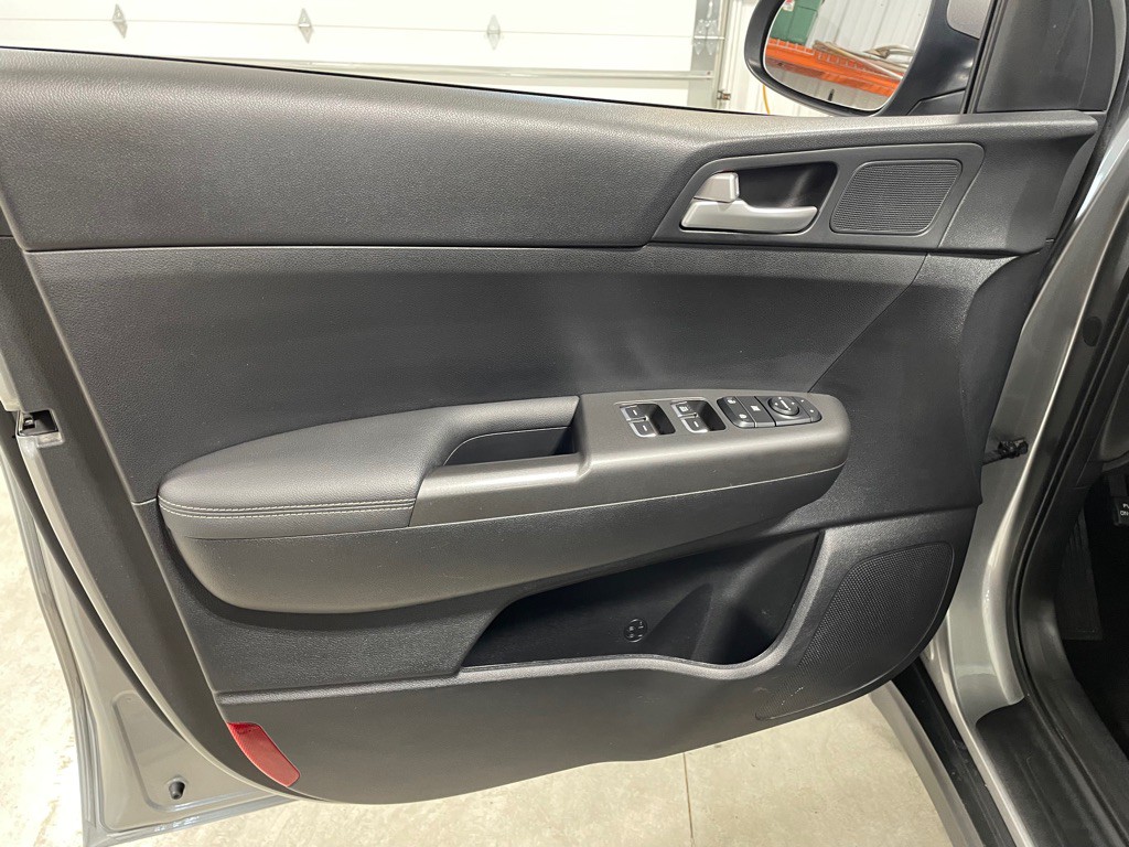 2020 Kia Sportage Image 11