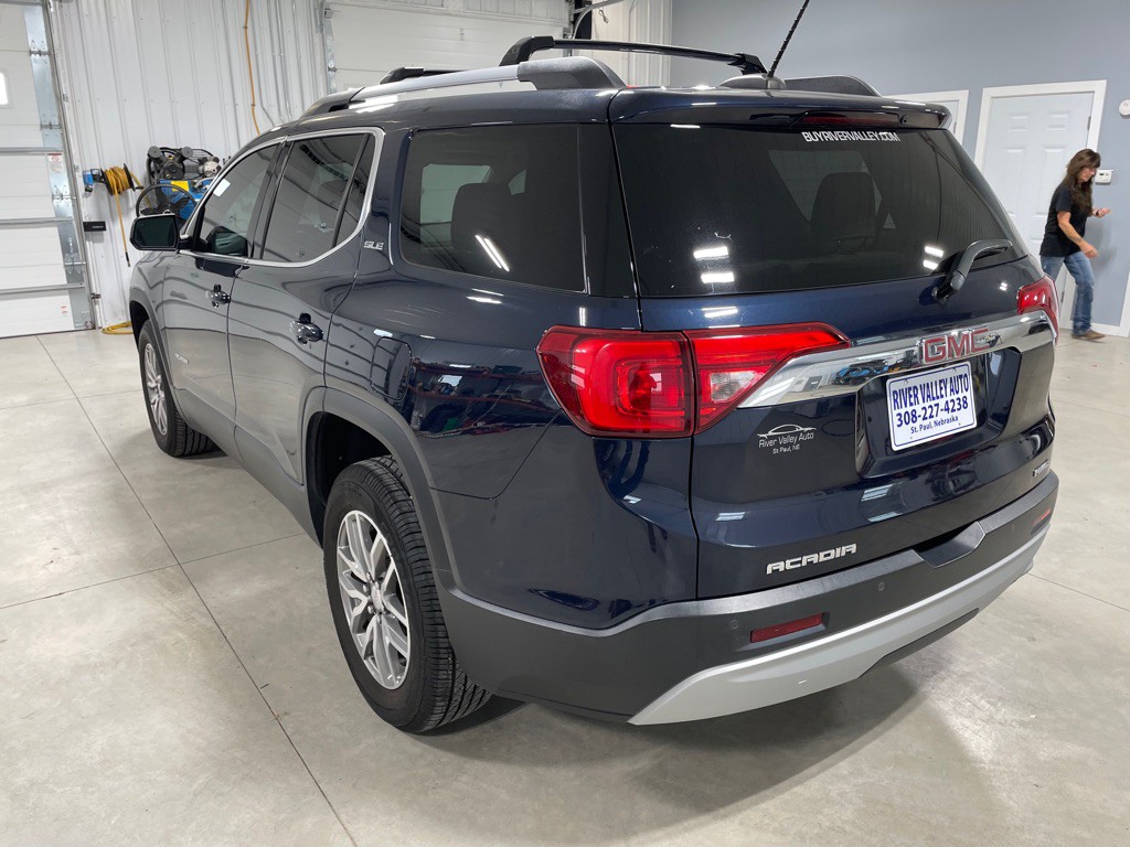2017 GMC Acadia Image 5