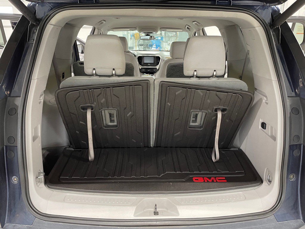 2017 GMC Acadia Image 18
