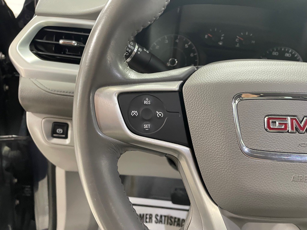 2017 GMC Acadia Image 33