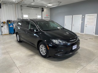 Image for 2017 Chrysler Pacifica Touring ID: 7645728