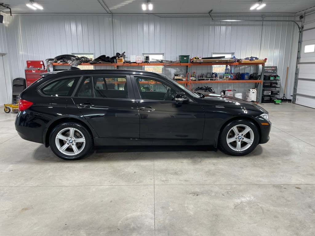 2014 BMW 3 Series Image 8
