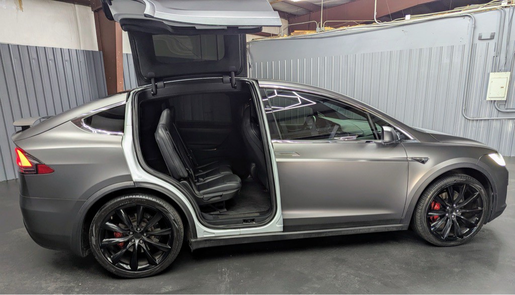 2019 Tesla Model X Image 8