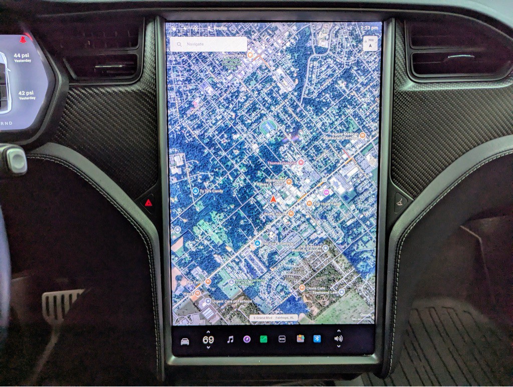 2019 Tesla Model X Image 14