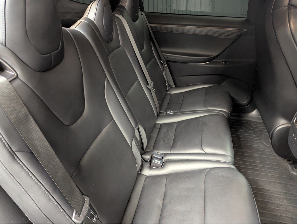 2019 Tesla Model X Image 21