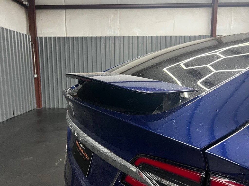 2018 Tesla Model X Image 12