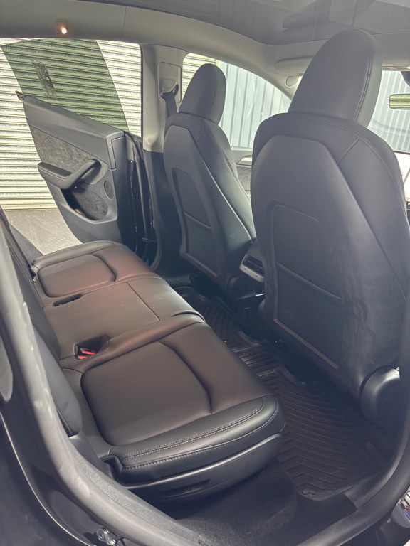 2023 Tesla Model Y Image 20