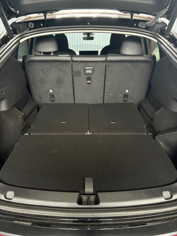 2023 Tesla Model Y Image 21