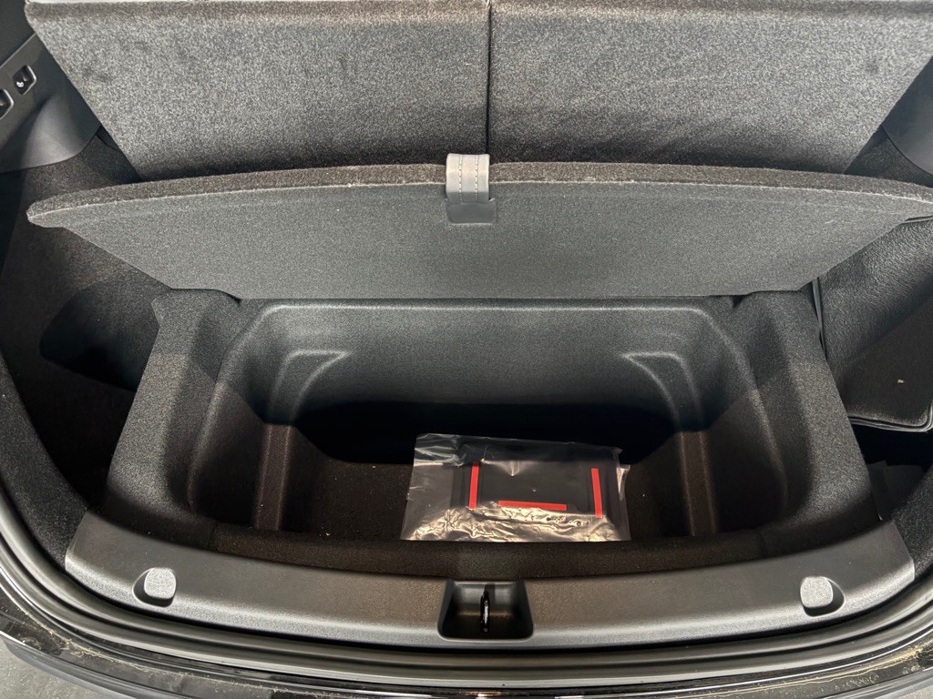 2023 Tesla Model Y Image 23