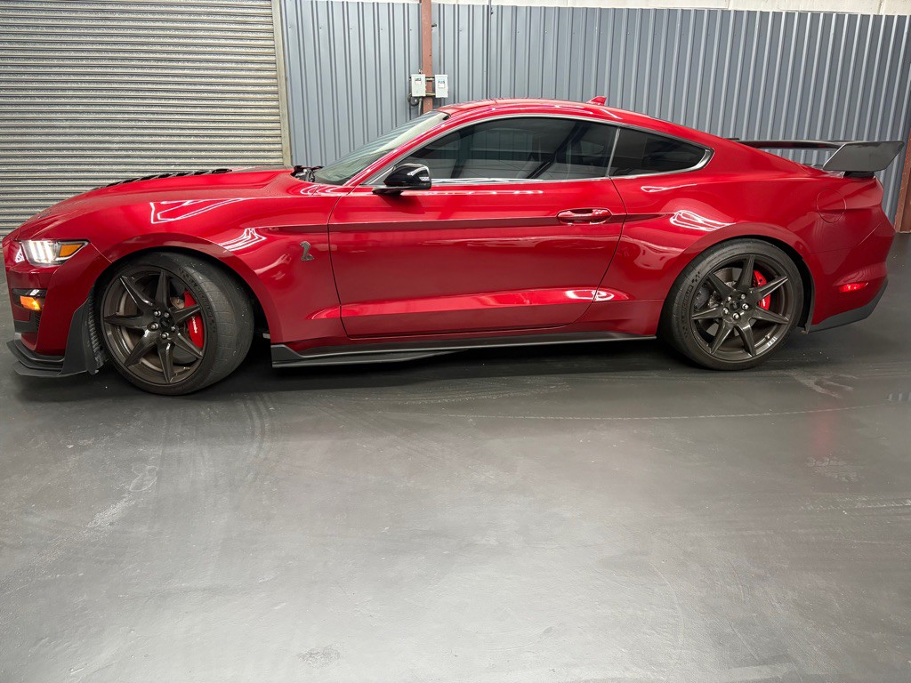 2022 Ford Mustang Image 2