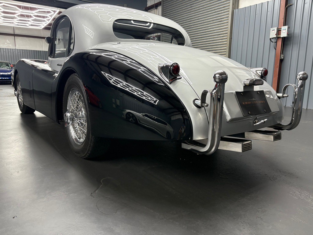 1951 Jaguar XK-Series Image 3
