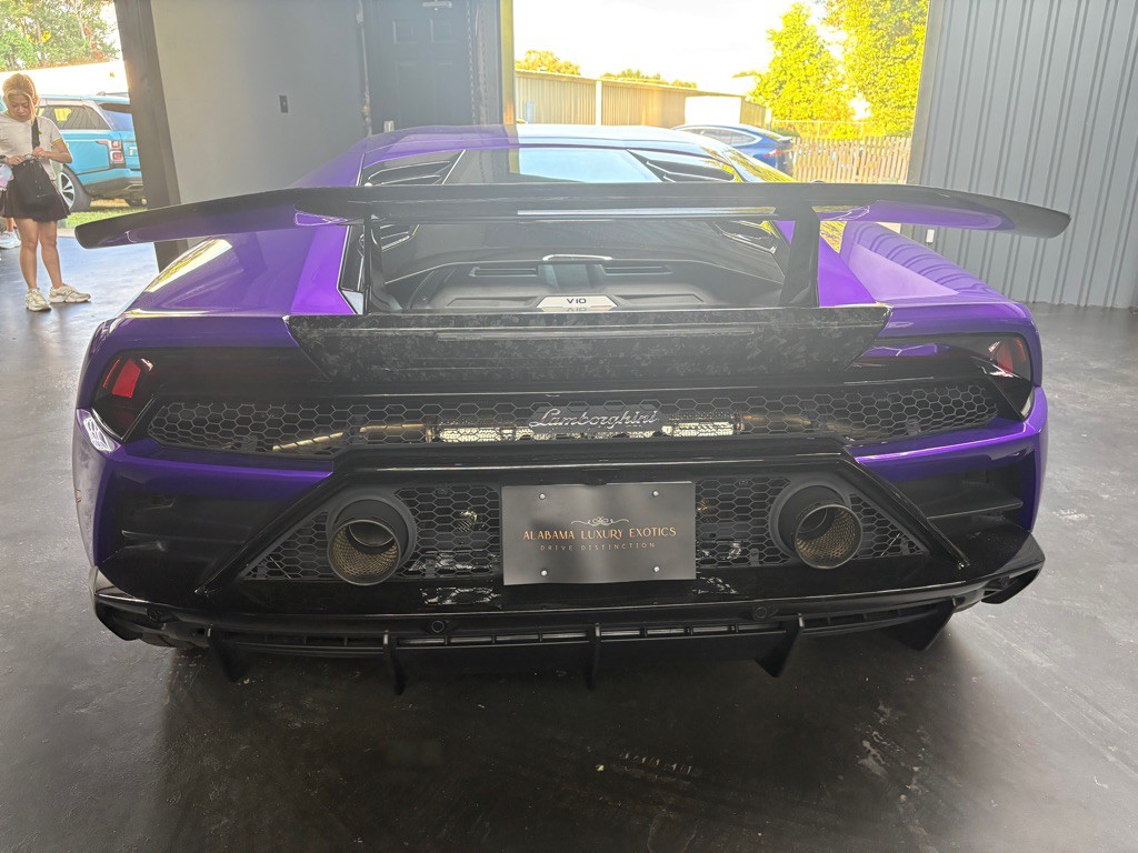 2020 Lamborghini Huracan Image 3