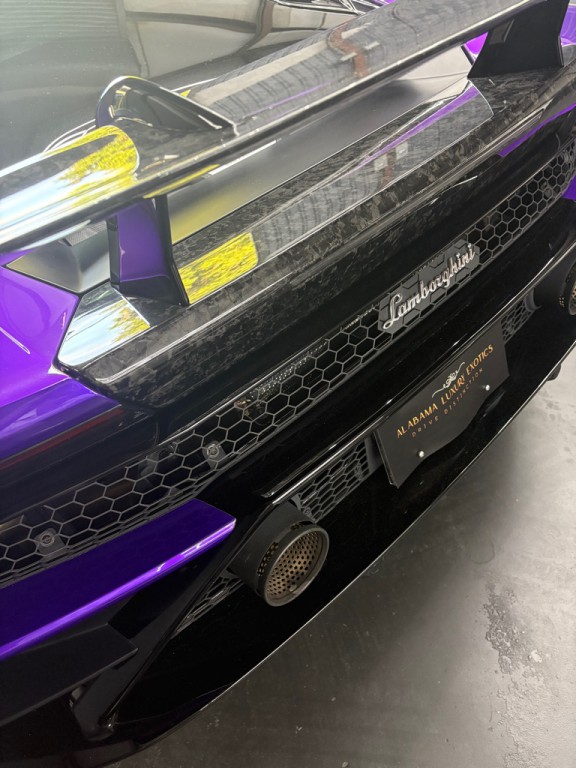 2020 Lamborghini Huracan Image 5