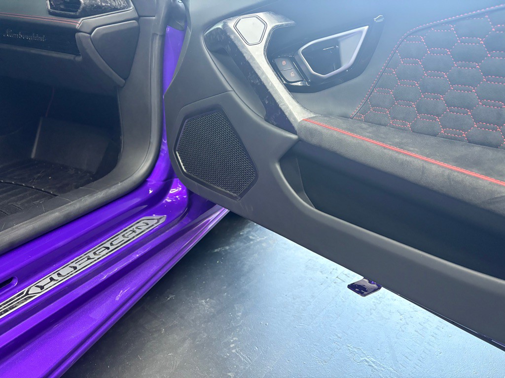 2020 Lamborghini Huracan Image 15