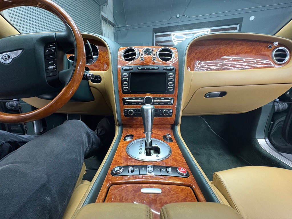 2007 Bentley Continental Image 25