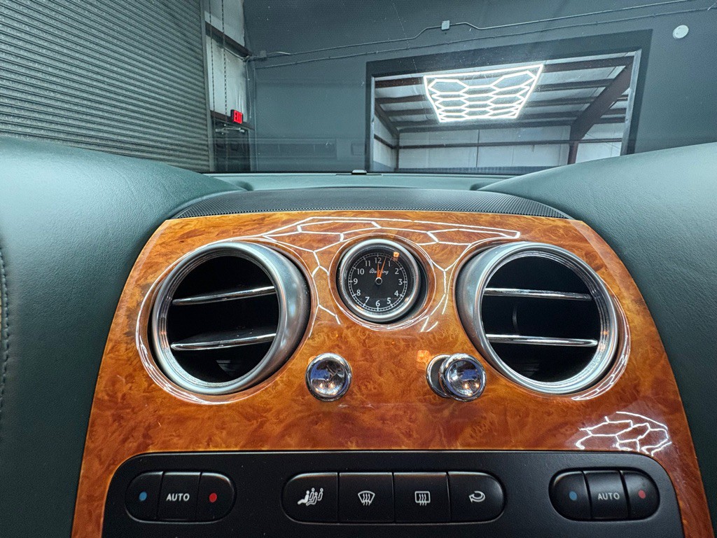 2007 Bentley Continental Image 31
