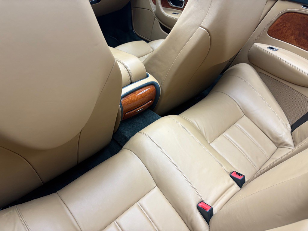 2007 Bentley Continental Image 33
