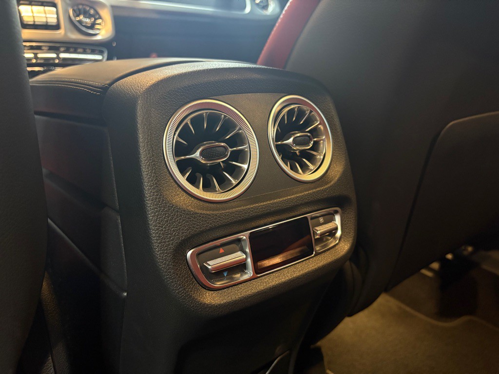 2022 Mercedes-Benz G-Class Image 39