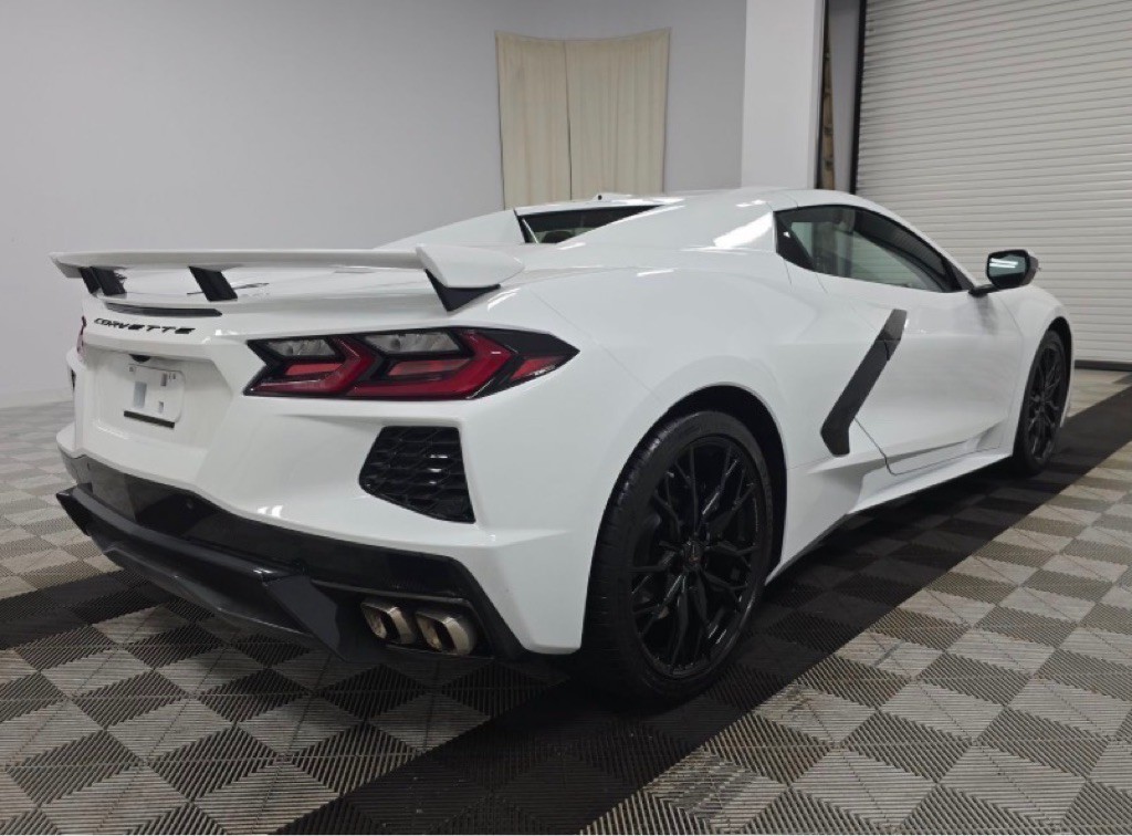 2025 Chevrolet Corvette Image 2