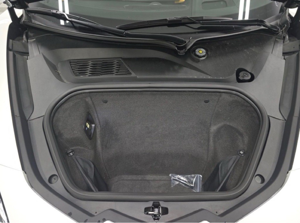 2025 Chevrolet Corvette Image 15