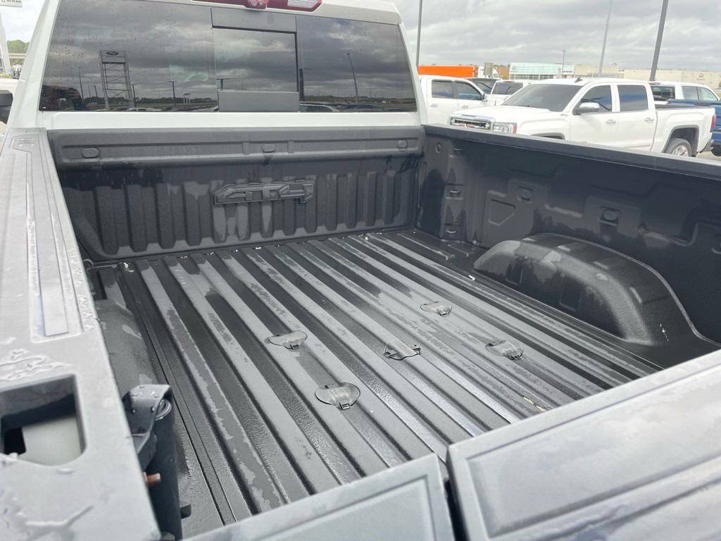 2020 GMC Sierra 3500 Image 4