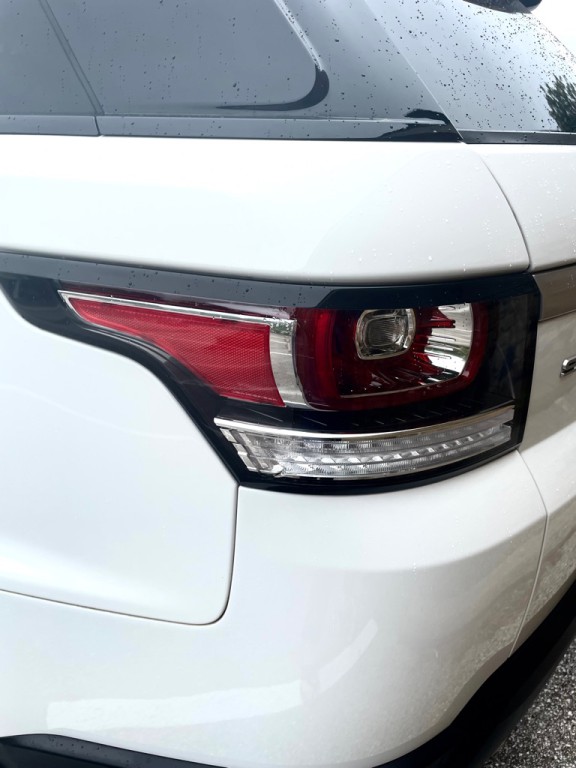 2016 Land Rover Range Rover Sport Image 16