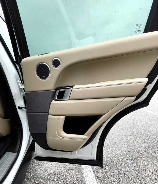 2016 Land Rover Range Rover Sport Image 26
