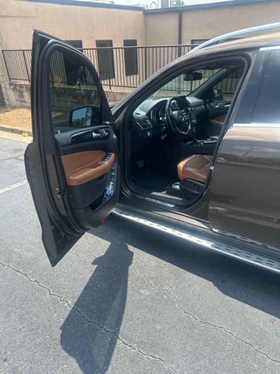 2017 Mercedes-Benz GLS-Class Image 3