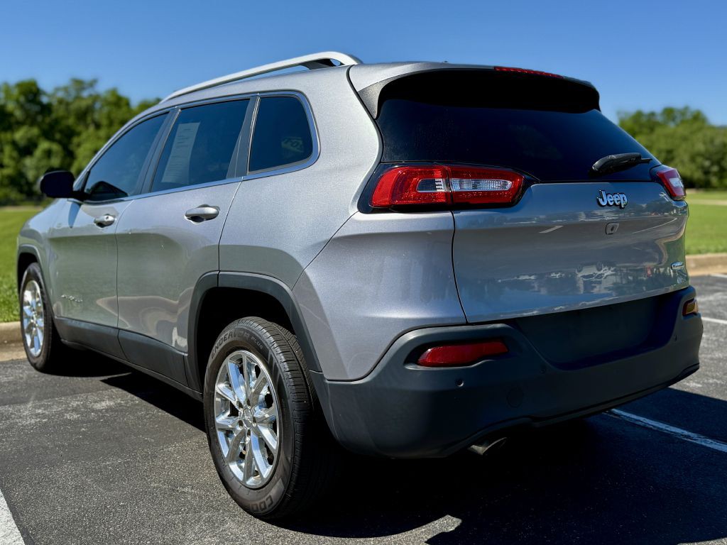 2016 Jeep Cherokee Image 4