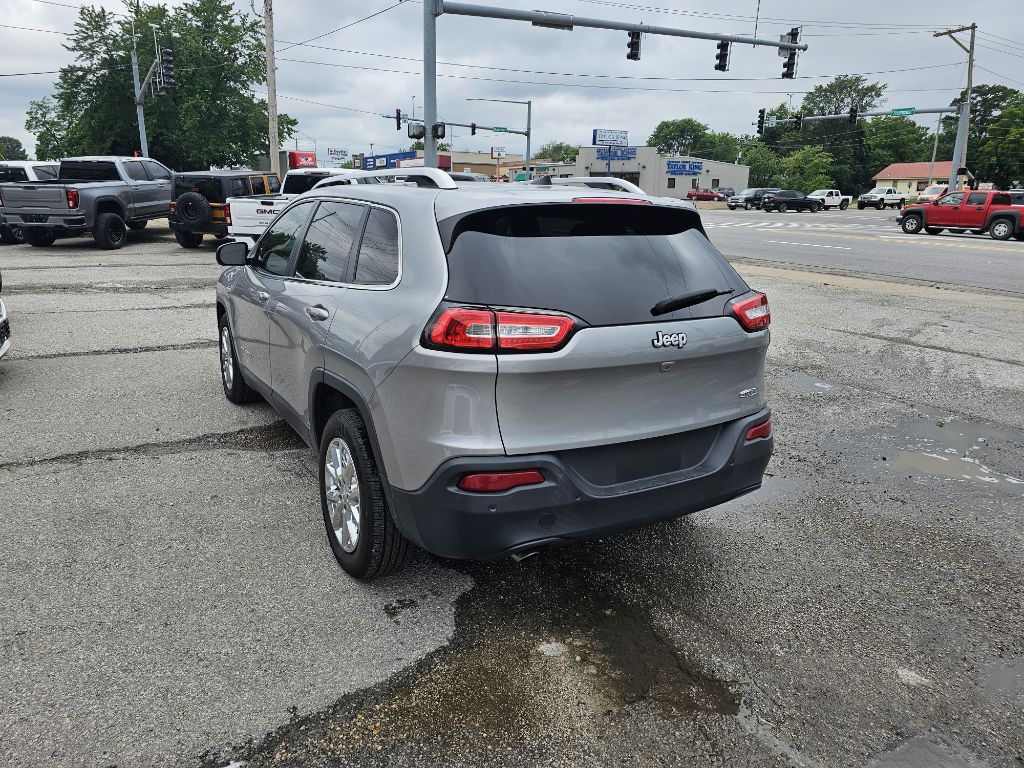 2016 Jeep Cherokee Image 16