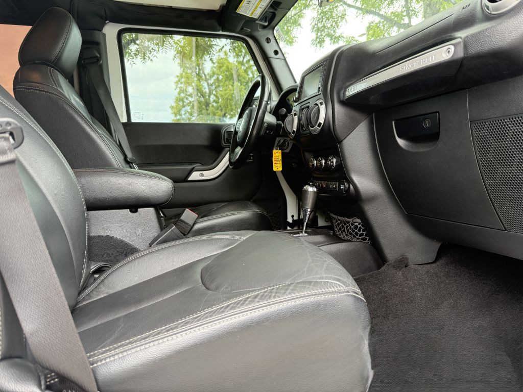 2016 Jeep Wrangler Unlimited Image 9