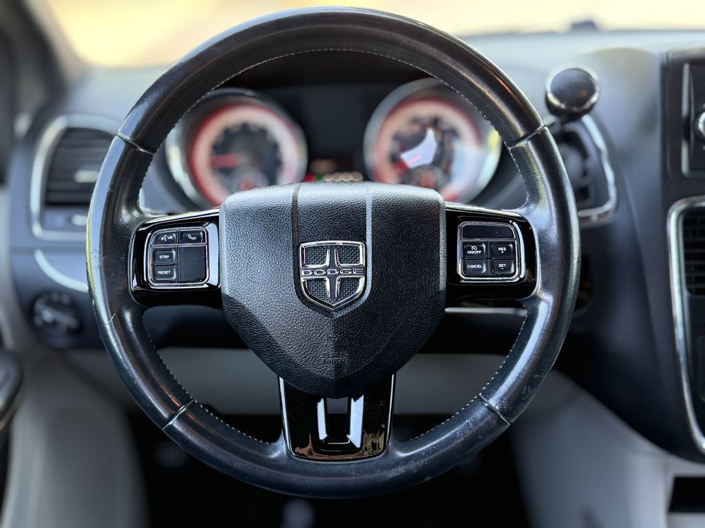 2017 Dodge Grand Caravan Image 10