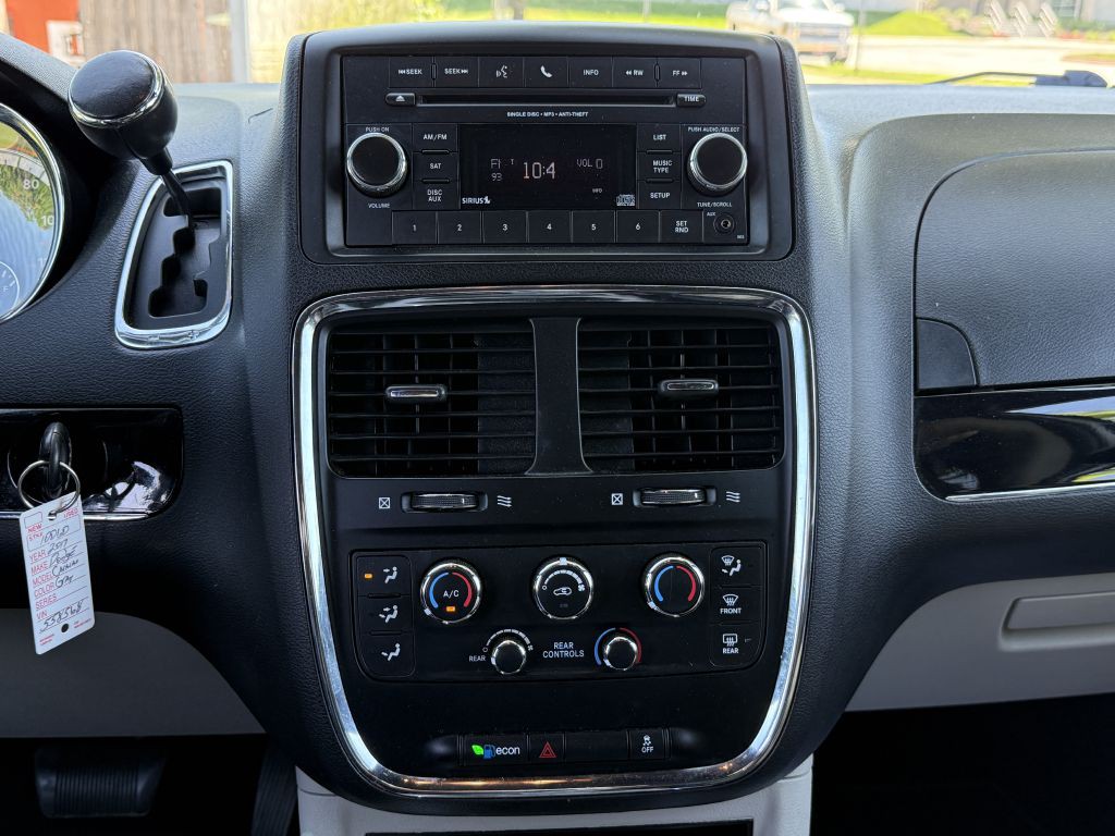 2017 Dodge Grand Caravan Image 11