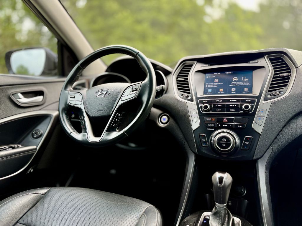 2017 Hyundai Santa Fe Sport Image 9