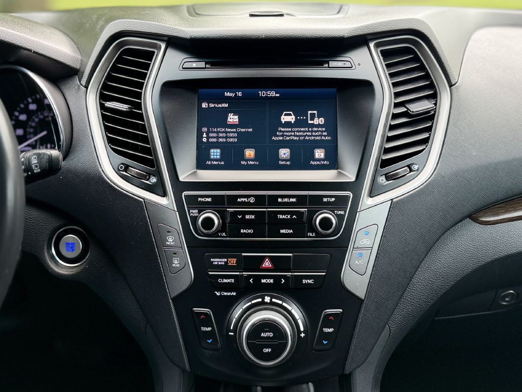 2017 Hyundai Santa Fe Sport Image 11