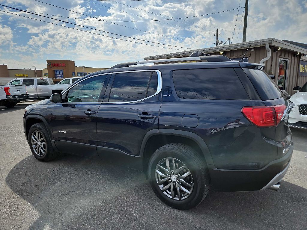 2017 GMC Acadia Image 4