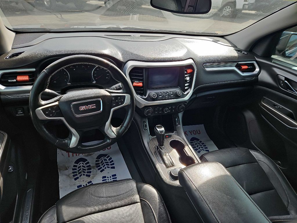 2017 GMC Acadia Image 7