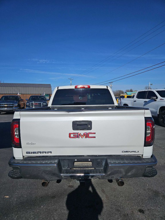 2017 GMC Sierra Image 5