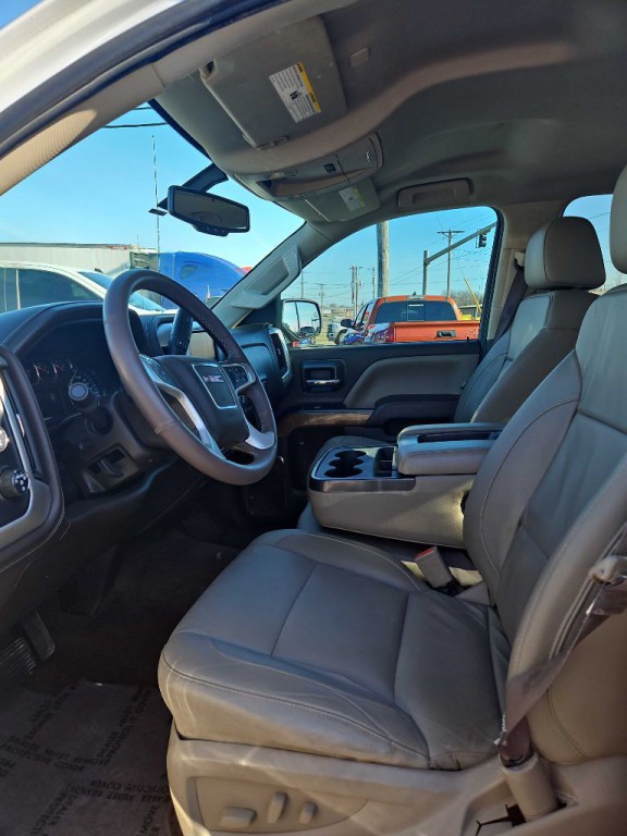 2017 GMC Sierra Image 8
