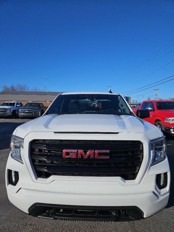 2021 GMC Sierra Image 2