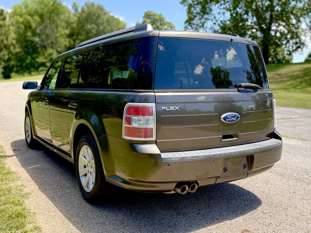 2011 Ford Flex Image 5