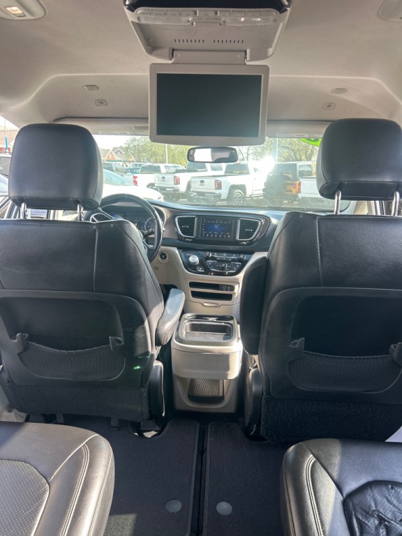 2018 Chrysler Pacifica Image 14
