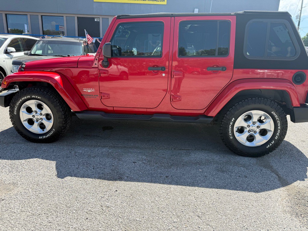2013 Jeep Wrangler Unlimited Image 9