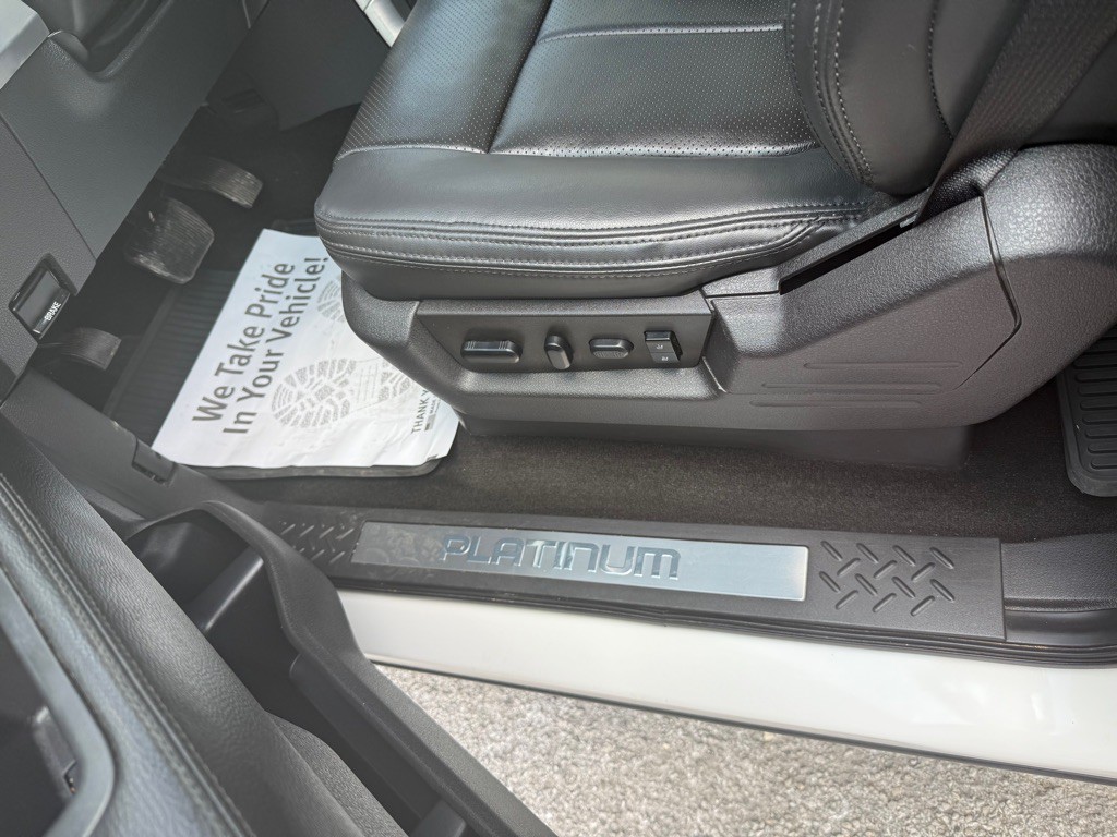2013 Ford F-150 Image 8